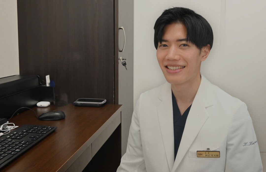 神沢医師 笑顔