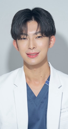 鈴木 医師写真01
