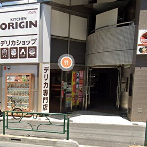 クラウンビルの1階には、キッチンオリジンが入っています。