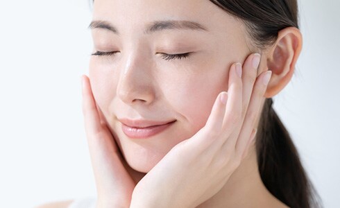 目的や経過に応じた多彩な施術と組み合わせ治療に対応