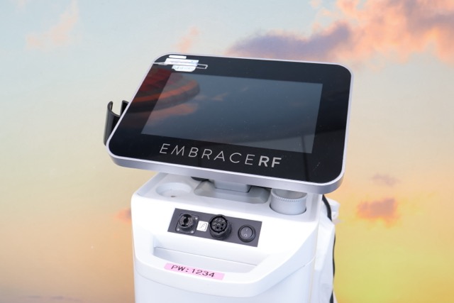 エンブレイスRFの密着力