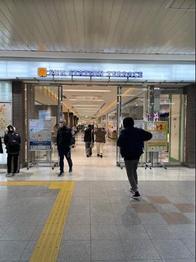 JR福山駅改札より「徒歩2分」の好立地！