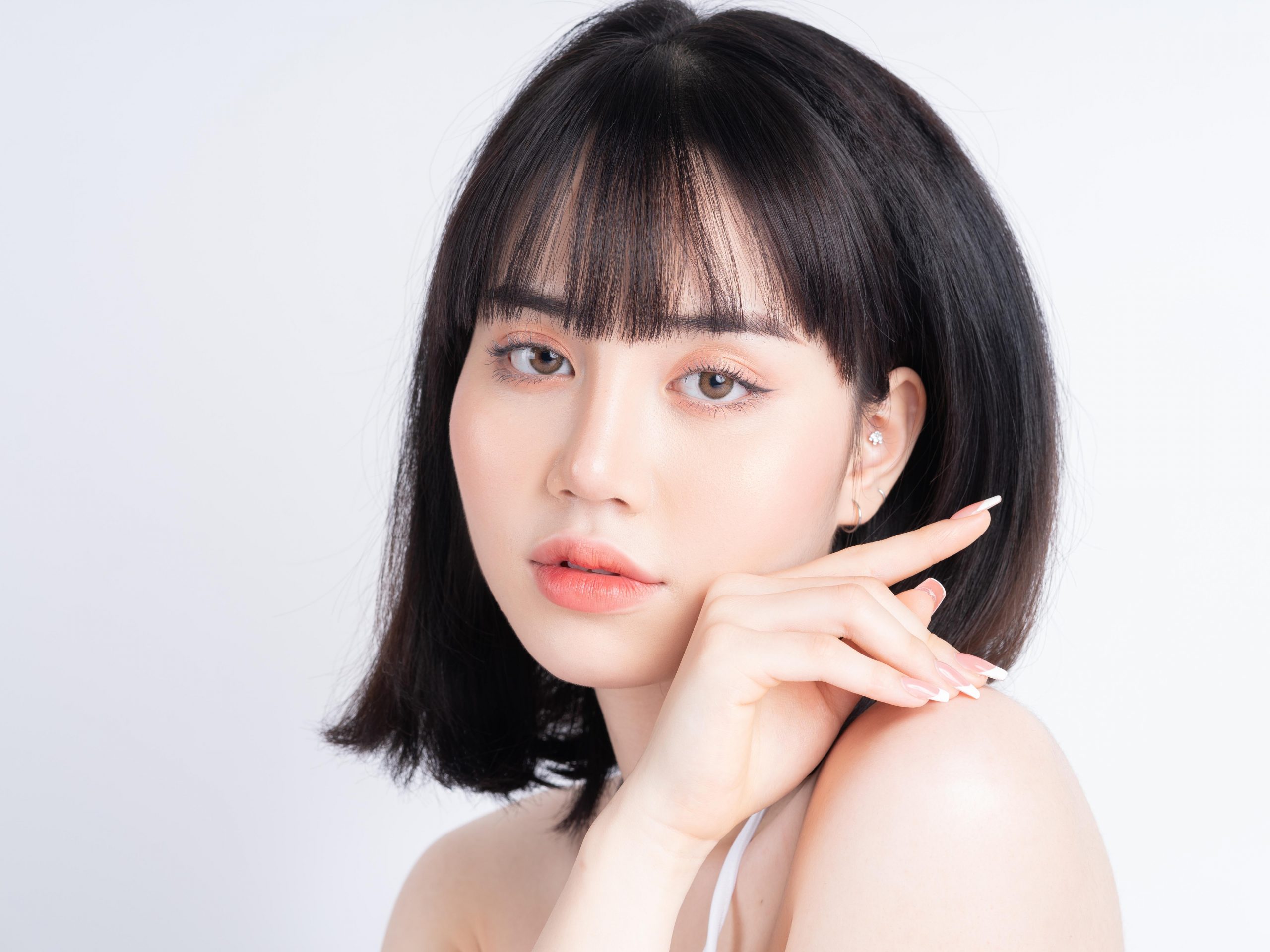 【短時間でキュッと引き上げ】糸リフトですっきりフェイスラインに