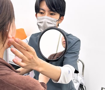 豊富なメニューから最適なクレーター治療を医師が提案