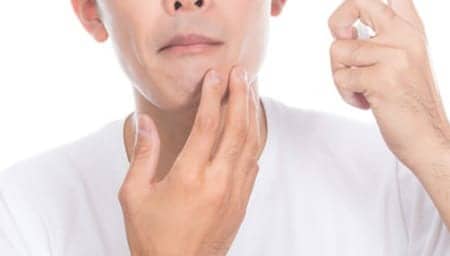 YAGレーザーは本当に痛い？痛みと効果のバランス