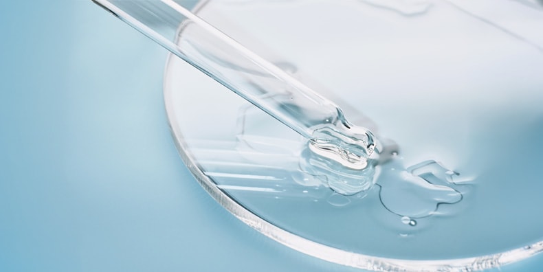 ① 真皮層へのアプローチ：TCA（トリクロロ酢酸ナトリウム）