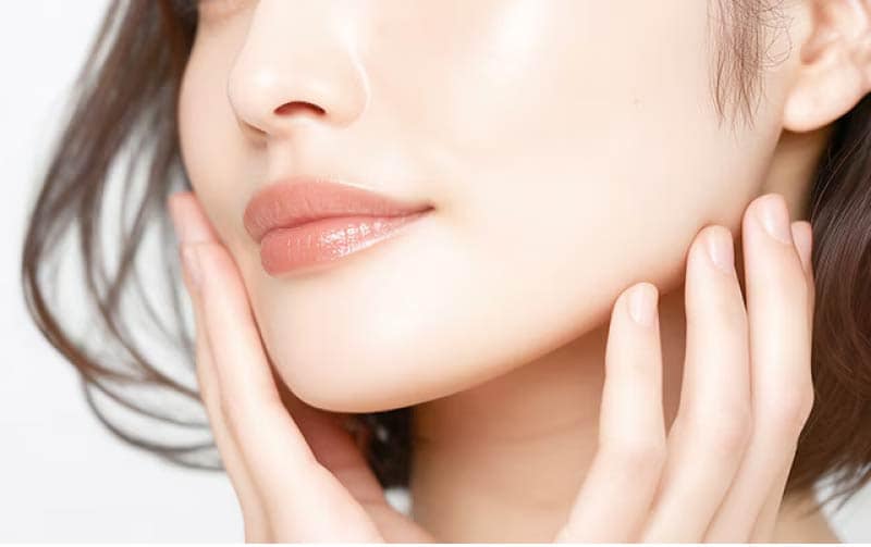 3. 翌朝の鏡が楽しみに。内側から湧き出るようなツヤ感