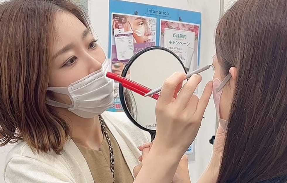 目の開き・腫れにくさを考慮した南山医師のこだわりデザイン