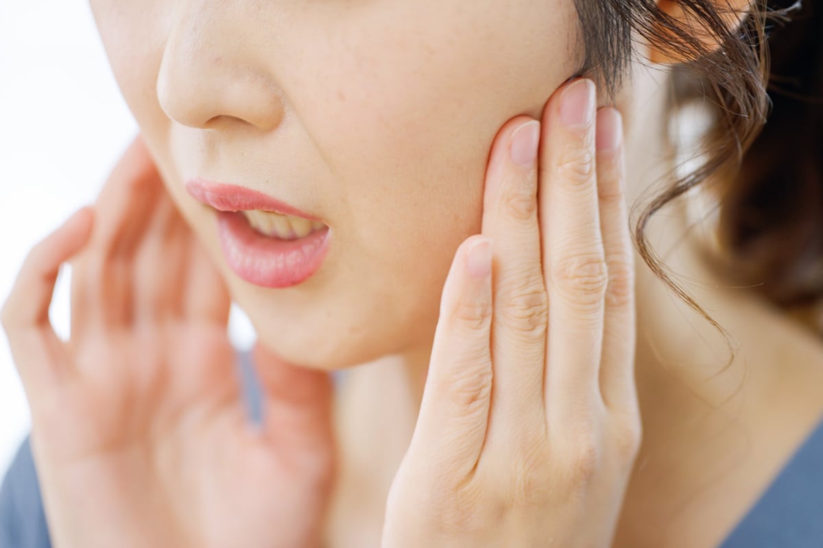 エラ（咬筋）小顔効果と食いしばり対策を同時に