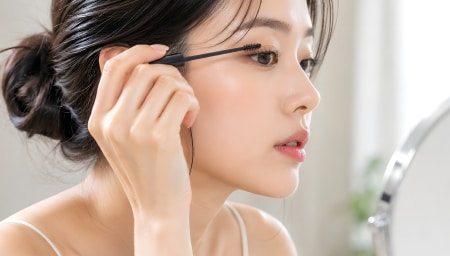 まつ毛が埋もれて短く見えるのは「まぶた」が原因かも？