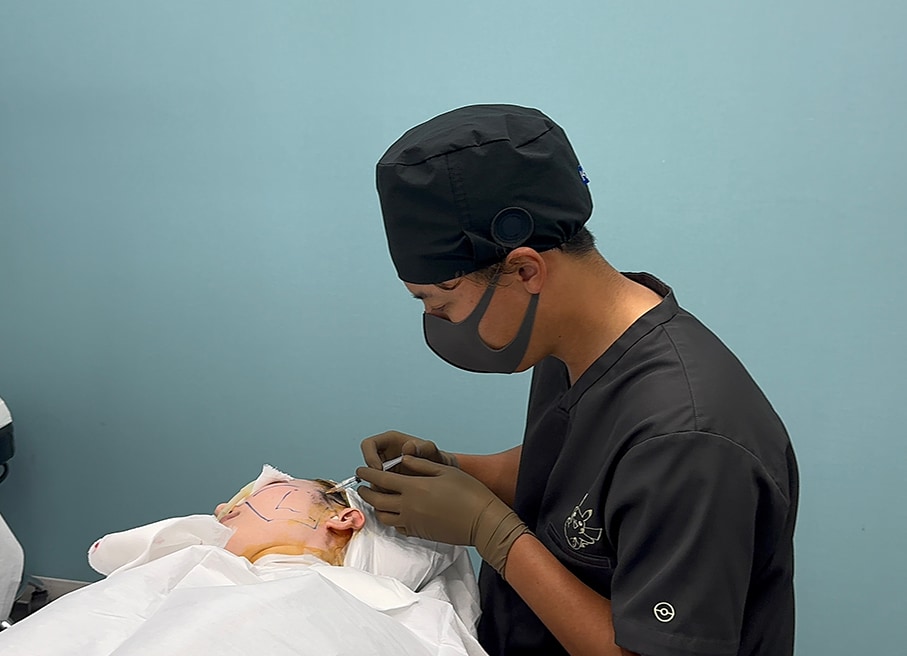 SBCスタッフが選ぶ美容外科医・福山医師