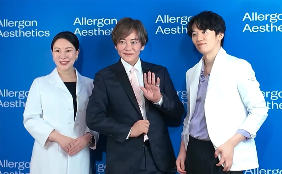 輪郭手術のプロとして講演会に多数登壇