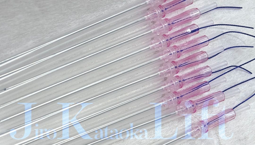 メッシュ×トゲの効果でしっかり引き上げ！既存の糸の嬉しい良いとこ取り♪