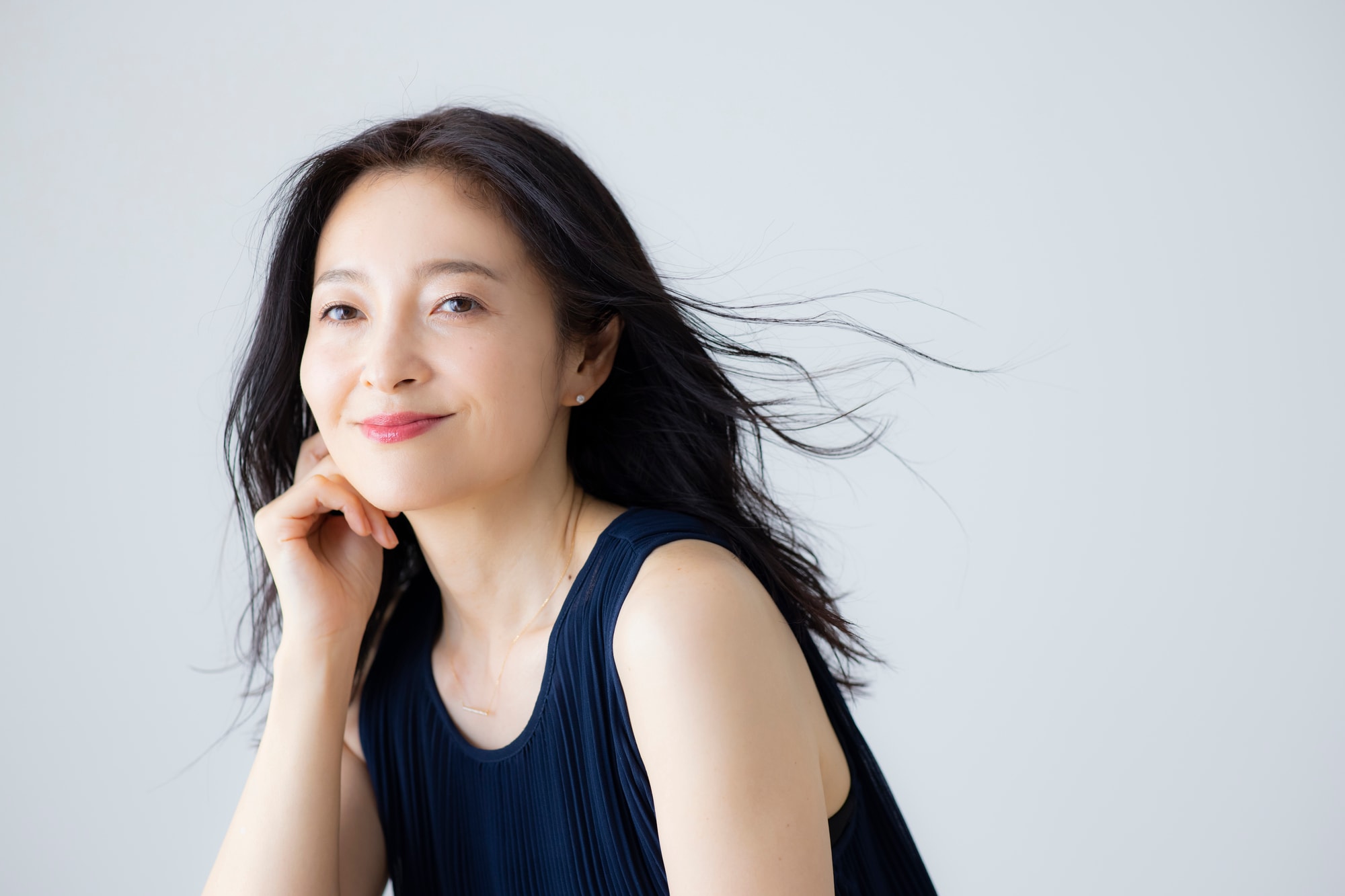 素人熟女　40代　陰毛 40代・50代（更年期）の方におすすめのデリケートゾーンケア「フェムケア」について解説｜湘南美容クリニック運営のWebマガジン